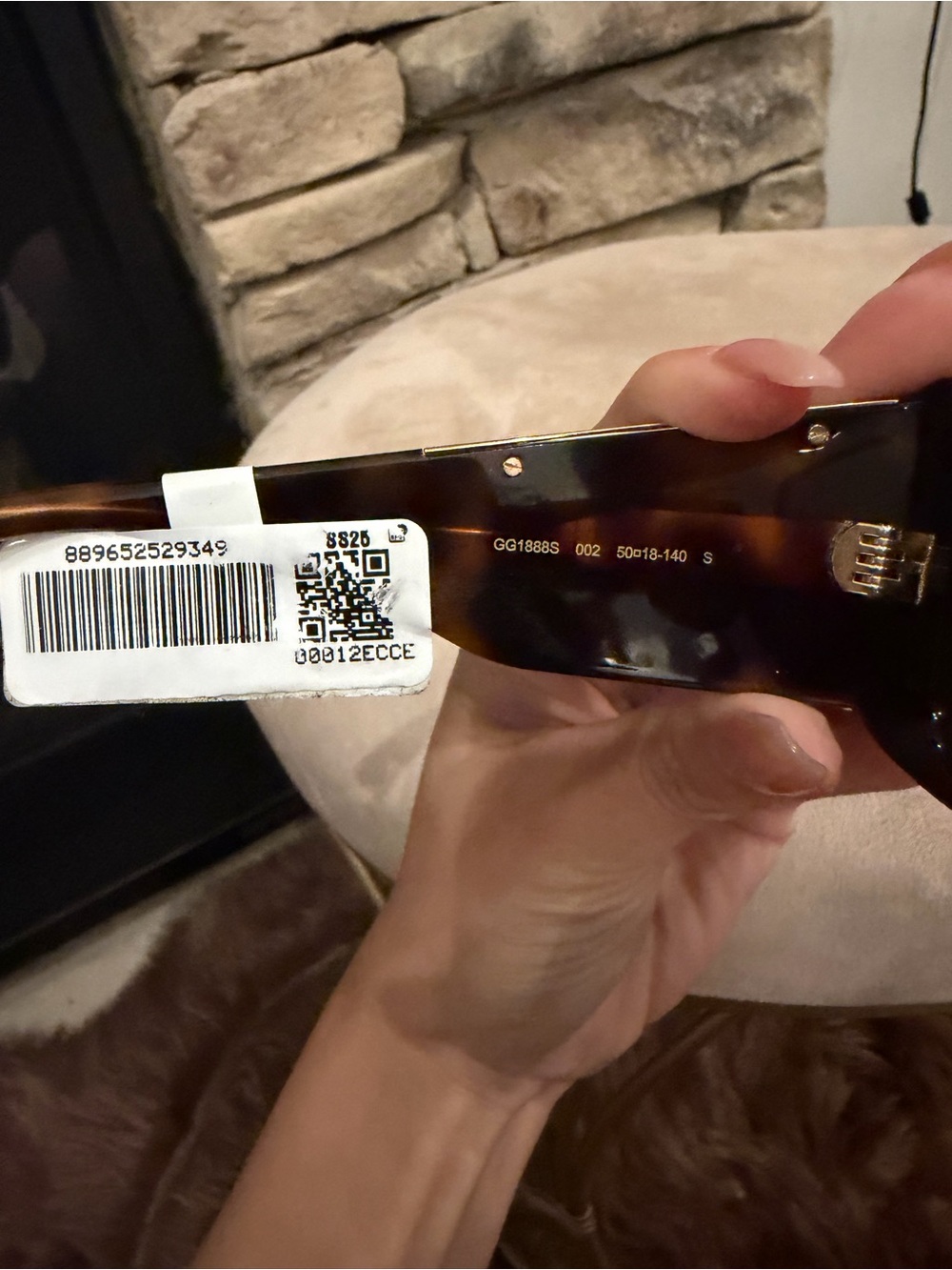 Gucci Tortoiseshell Rectangular Sunglasses - Brown - Picture 5 of 6